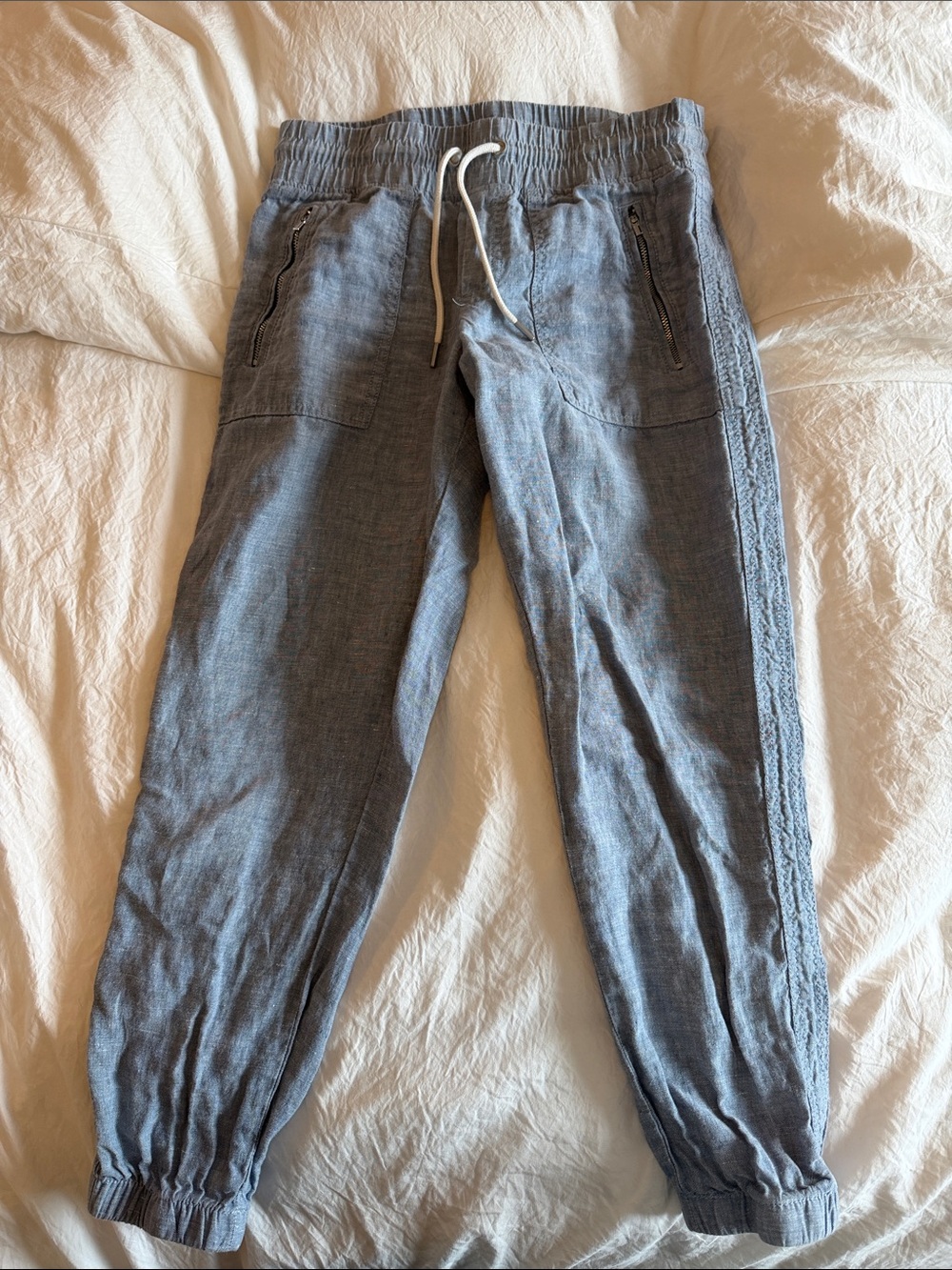 Athleta Light linen Cropped Jogger Pants
